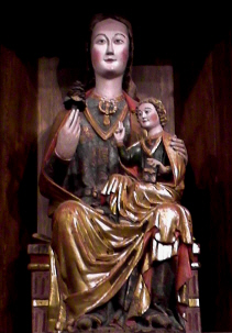 La Virgen y el Nio,en la iglesia de Sajazarra (La Rioja)