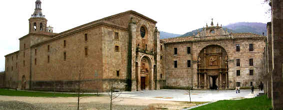 Monasterio de Yuso en San Milln de la Cogolla(La Rioja).Iglesia y acceso a dependencias monacales.